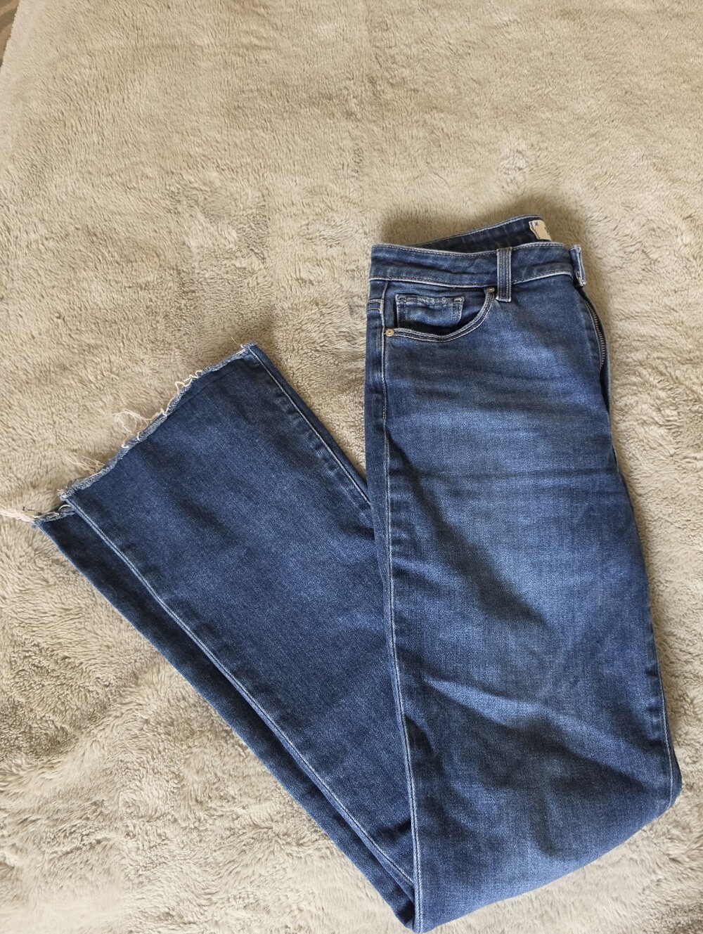 PAIGE Laurel Canyon High Rise Raw Hem Jeans in Montreux Size 29